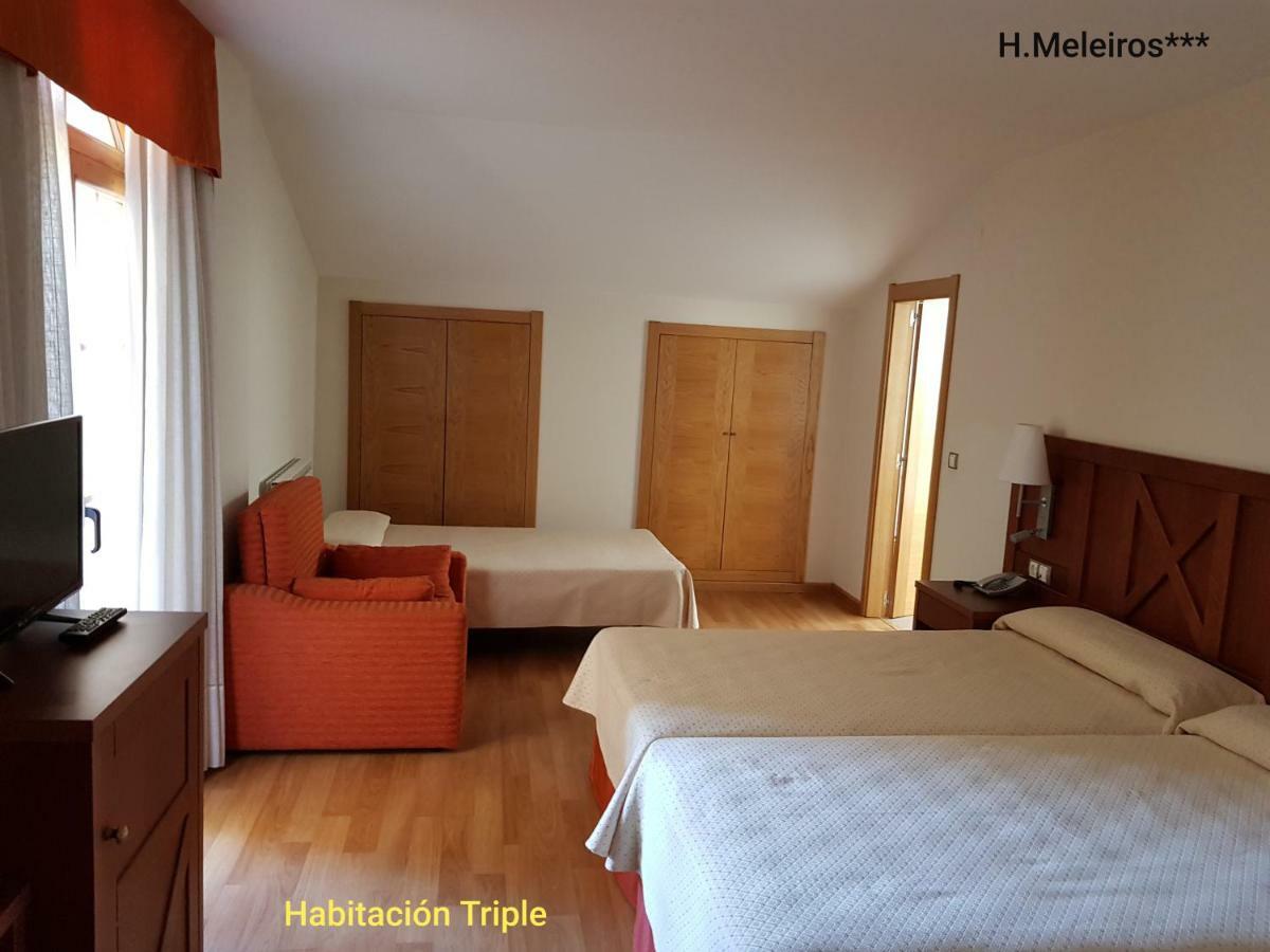 Hotel Meleiros Castro De Sanabria Exterior photo